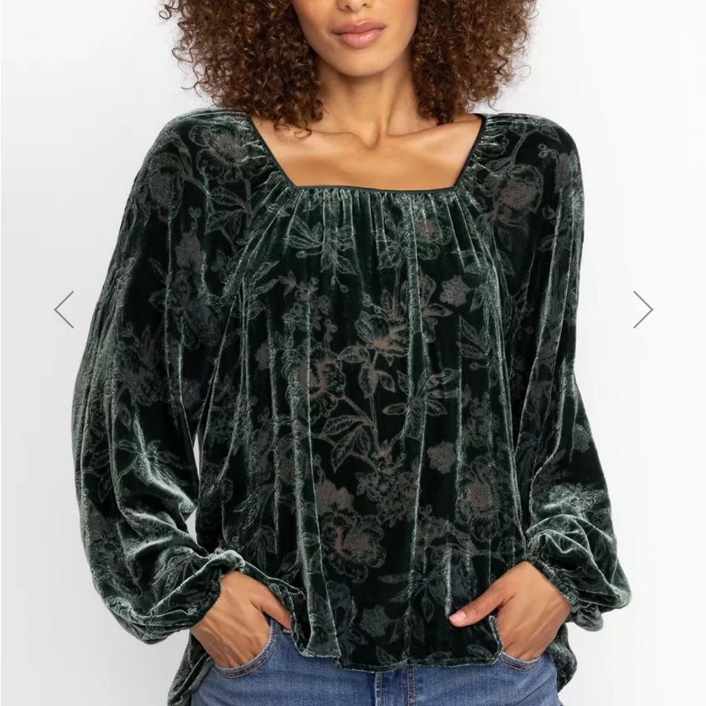 Johnny Was Natalia Green Velvet Top⚡️NWT (large)